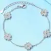 Hermosa pulsera de plata con trébol de cuatro hojas | D-Carats