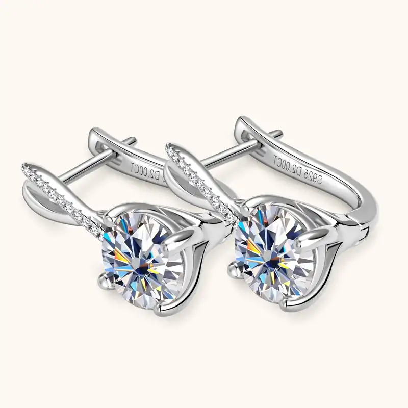 Oorbellen oneindigheid. 5 Online oorbellen sale: zilveren moissaniet infinity creolen | D-Carats.