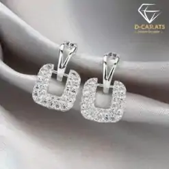 Square diamond earrings white gold | D-carats.