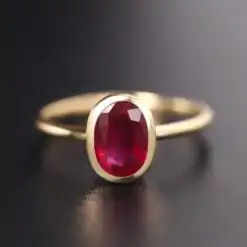 Anillo de Rubí Chapado en Oro Amarillo Vista Horizontal | Quilates D