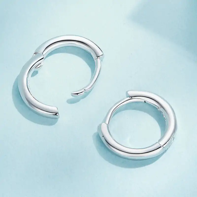 Creolen zilver. 4 Anti-allergische zilveren creolen | D-Carats.