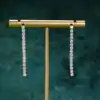 Pendientes colgantes de plata bañada en oro con moissanita y diamantes | D-Carats.