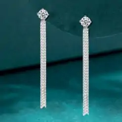 Pendientes de mujer de plata de ley con flecos de moissanita | D-carats.