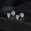 Preiswerte Ohrstecker mit Verschluss aus Silber und Moissanit | D-carats.