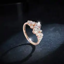 Vintage marquise engagement ring | D-Carats.