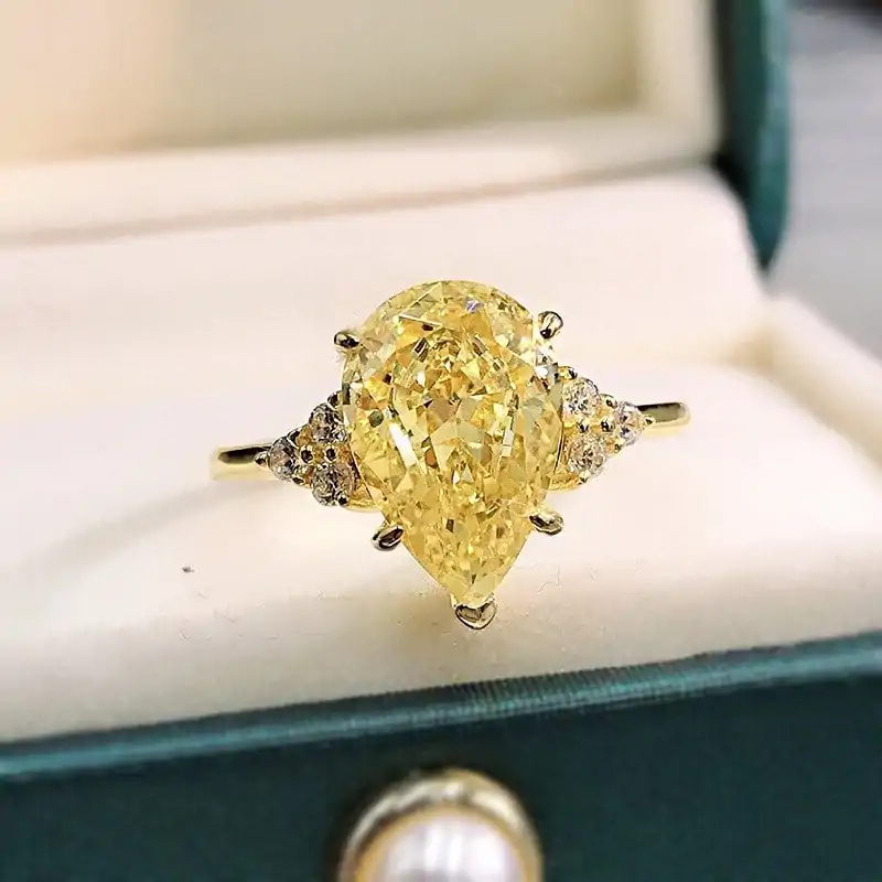 Pear cut engagement ring <br> yellow citrine silver. 5 Good Quality Yellow Citrine Engagement Ring | D-Carats