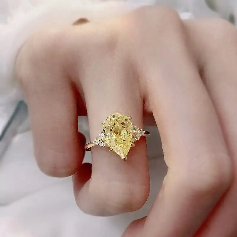 Pear cut engagement ring <br> yellow citrine silver. 6 Beautiful Yellow Citrine Engagement Ring | D-Carats